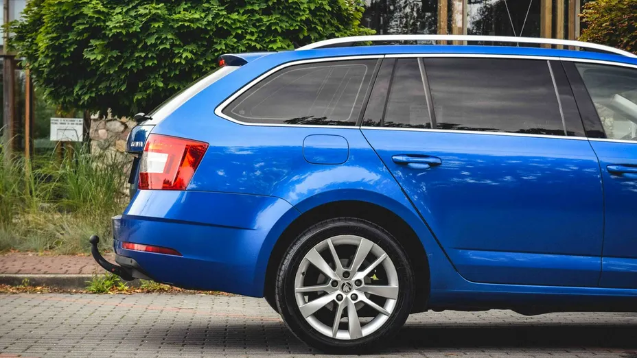 SKODA Octavia -