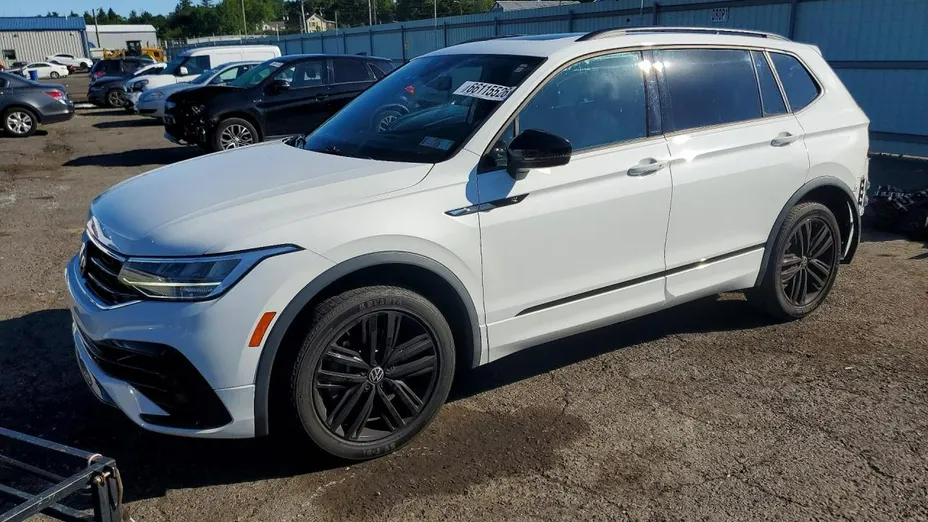 VOLKSWAGEN Tiguan -