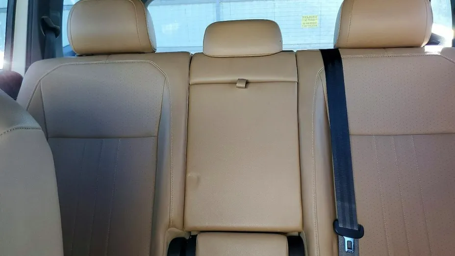 VOLKSWAGEN Tiguan -
