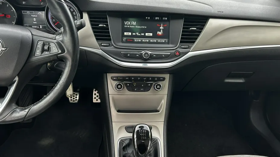 OPEL Astra -