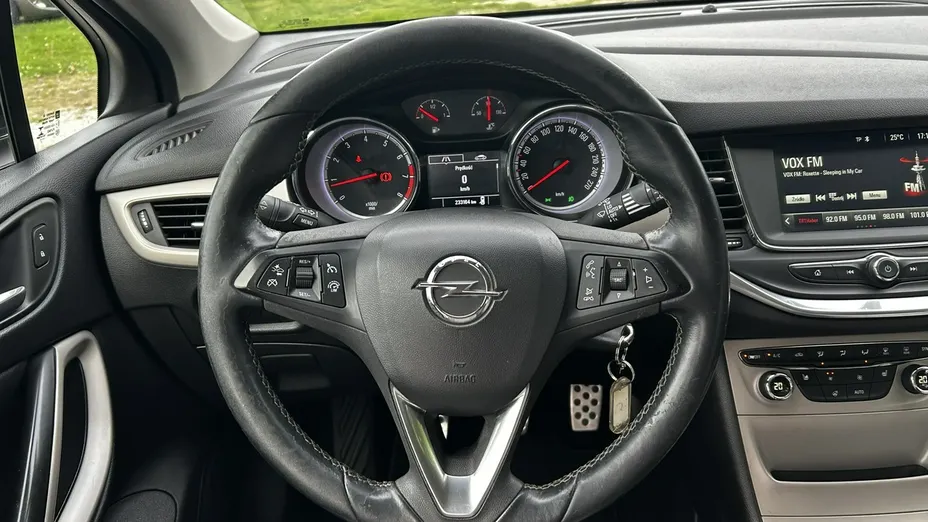 OPEL Astra -