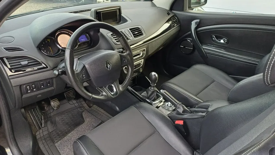 RENAULT Megane -