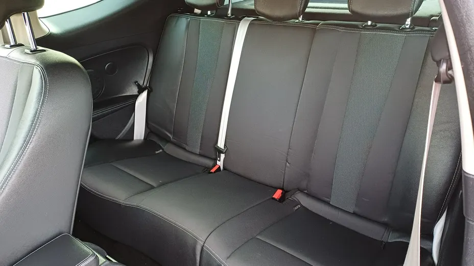 RENAULT Megane -