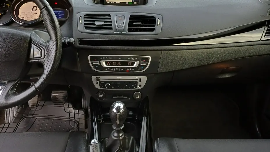 RENAULT Megane -