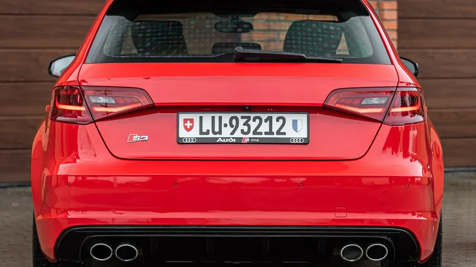 AUDI S3 Sportback -