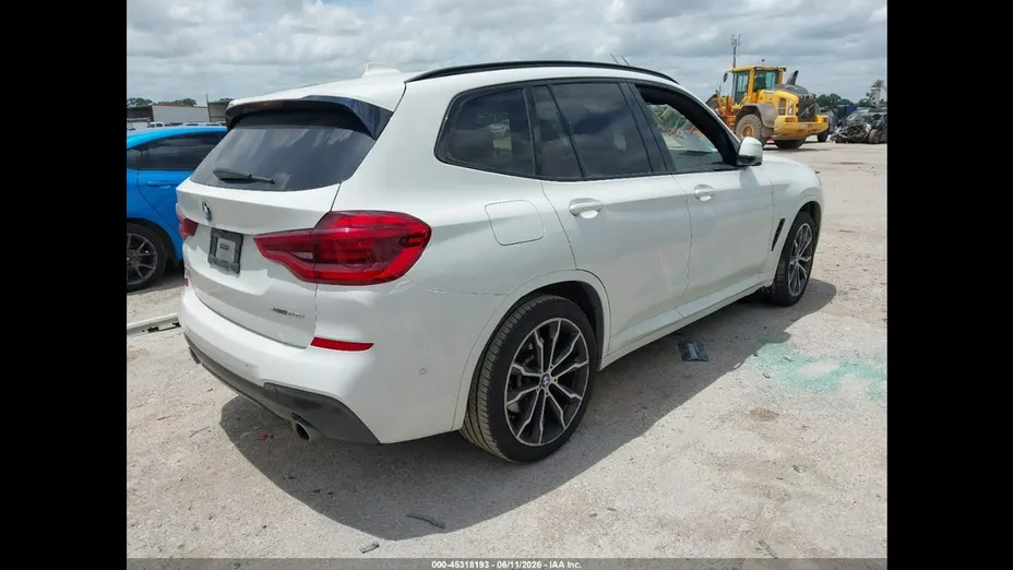 BMW X3 -
