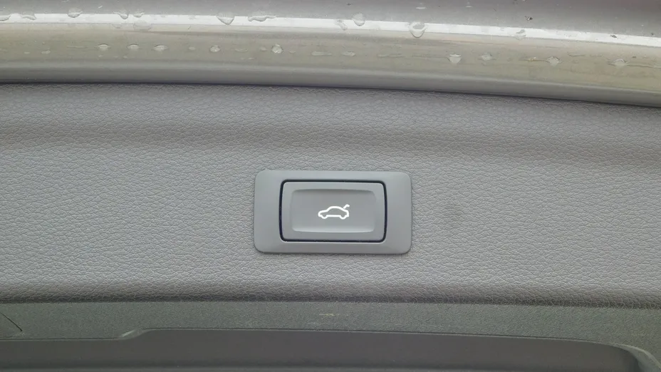 AUDI Q3 -