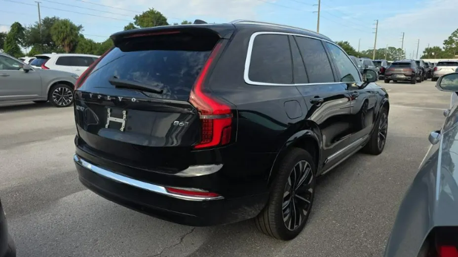 VOLVO XC90 -