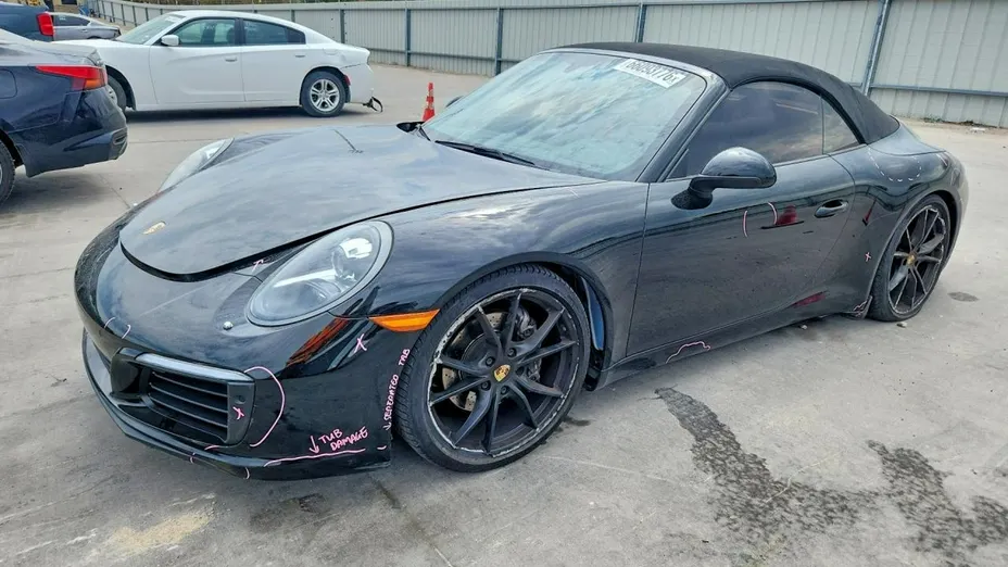 PORSCHE 911 -