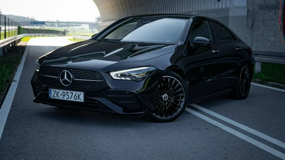 MERCEDES-BENZ CLA -