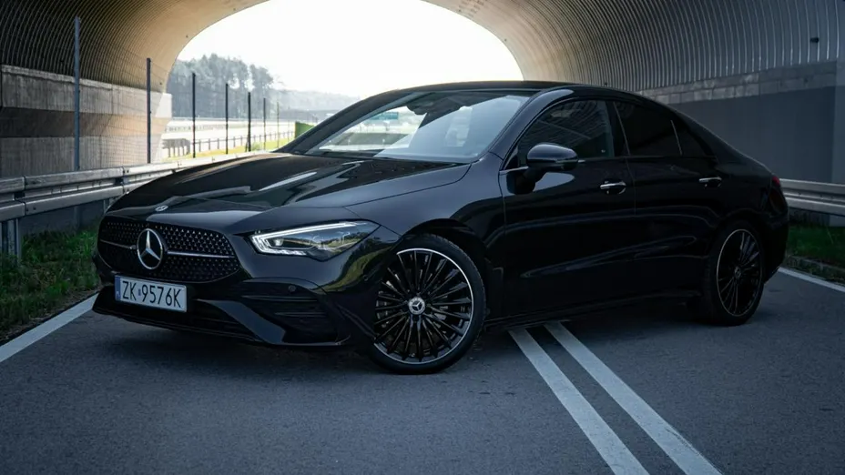 MERCEDES-BENZ CLA -