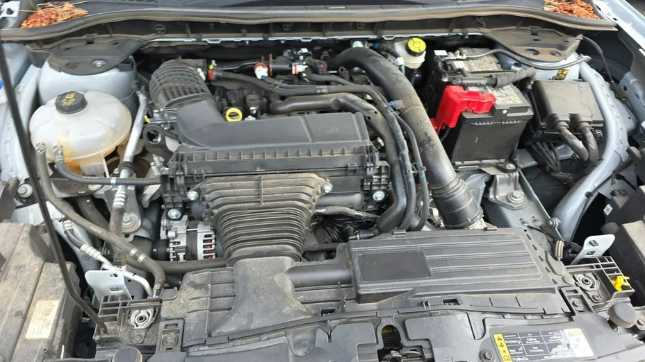 FORD Escape -