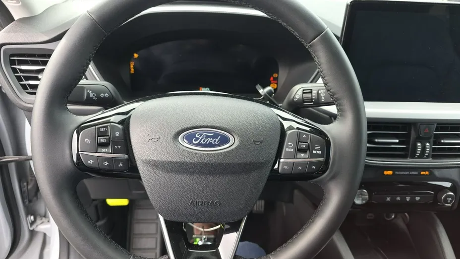 FORD Escape -