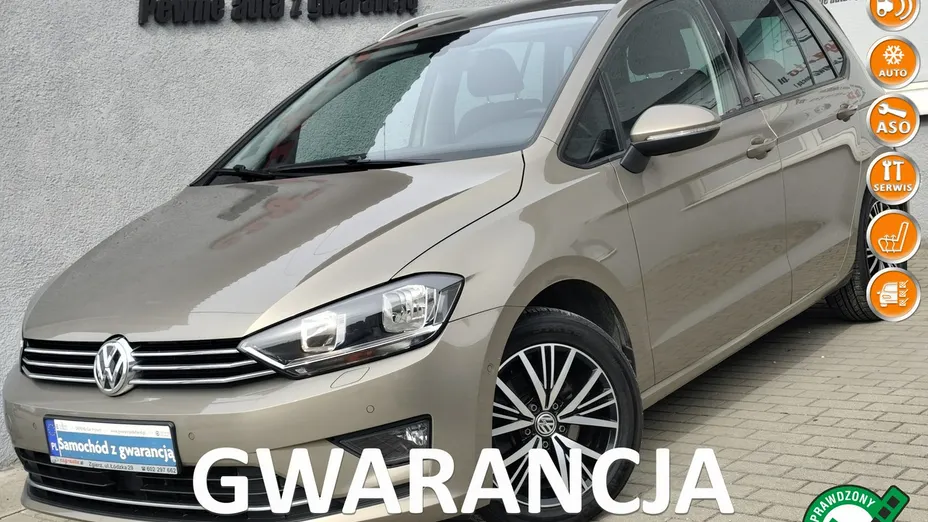 VOLKSWAGEN Golf Sportsvan -
