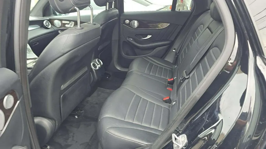 MERCEDES-BENZ GLC -