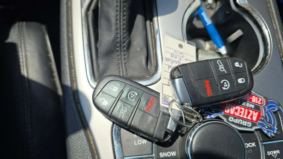 JEEP Grand Cherokee -