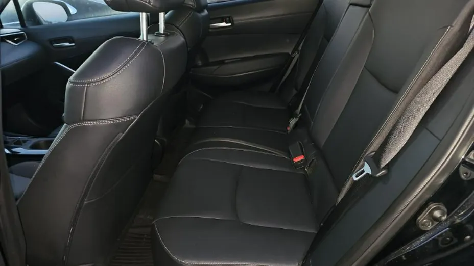 TOYOTA Corolla Cross -
