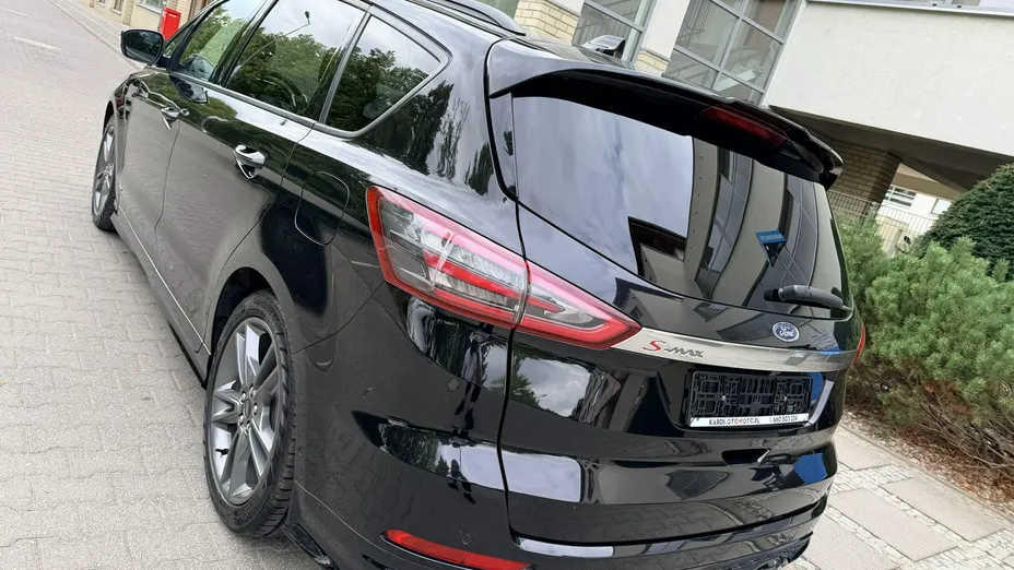 FORD S-MAX -