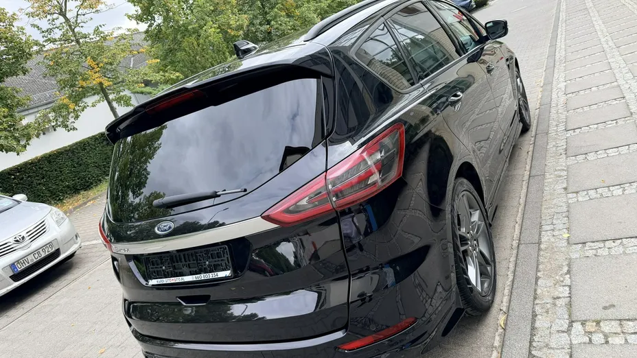 FORD S-MAX -