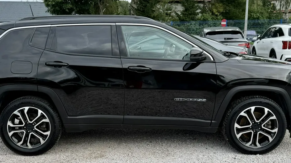 JEEP Compass -