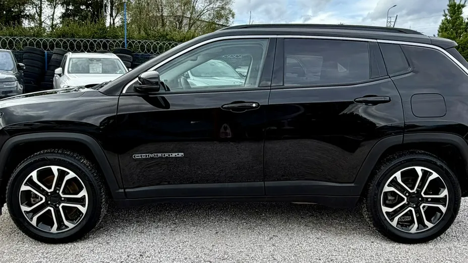 JEEP Compass -