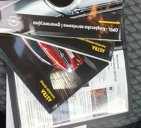 OPEL Astra -