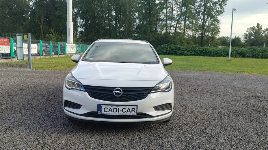 OPEL Astra -