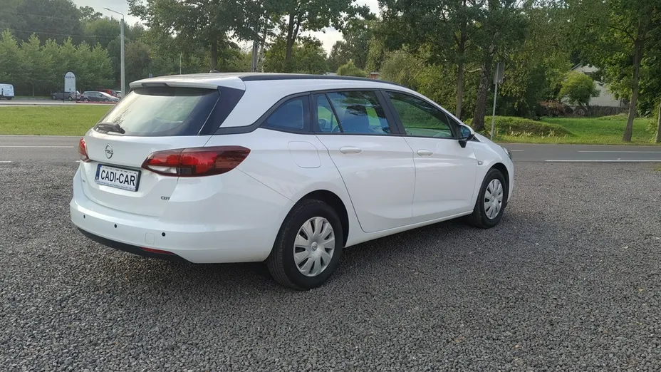 OPEL Astra -