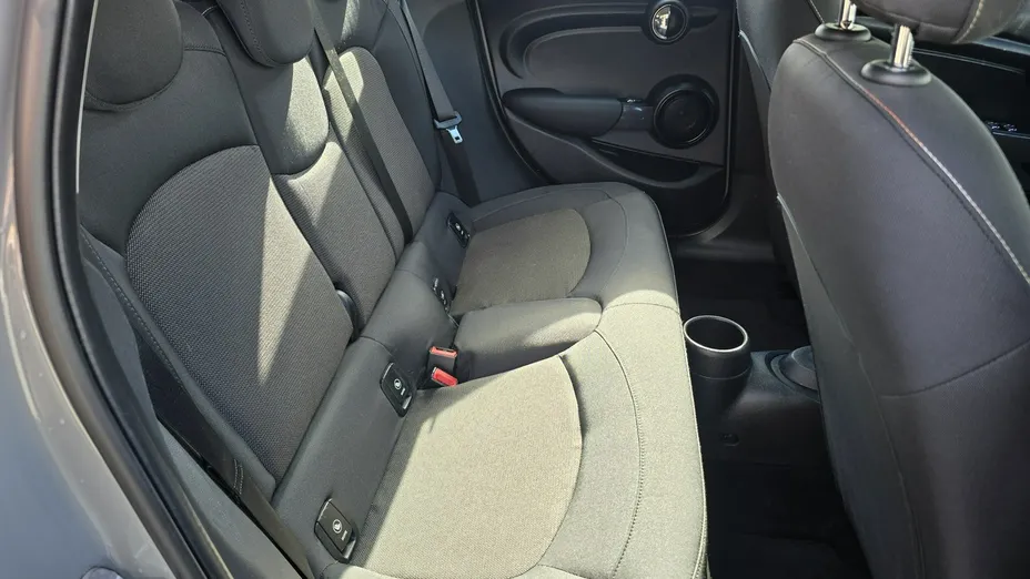 MINI Cooper -