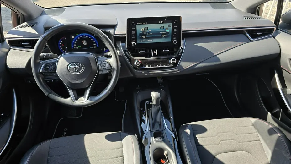 TOYOTA Corolla -