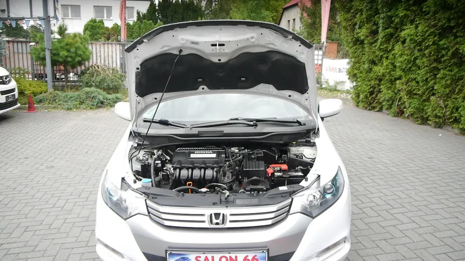 HONDA Insight -