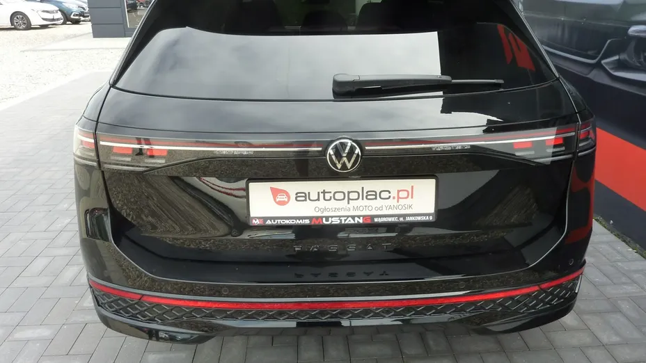 VOLKSWAGEN Passat -