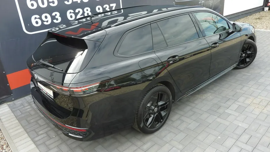 VOLKSWAGEN Passat -