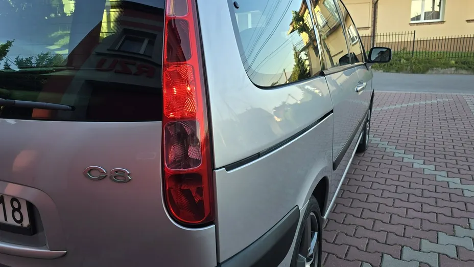 CITROEN C8 -