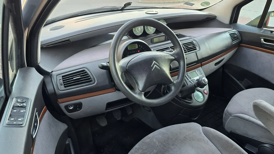 CITROEN C8 -