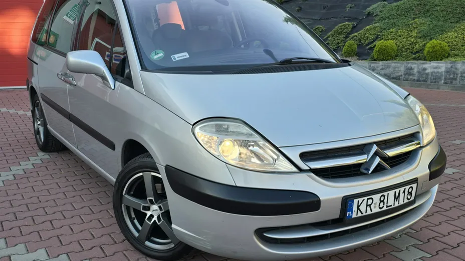 CITROEN C8 -