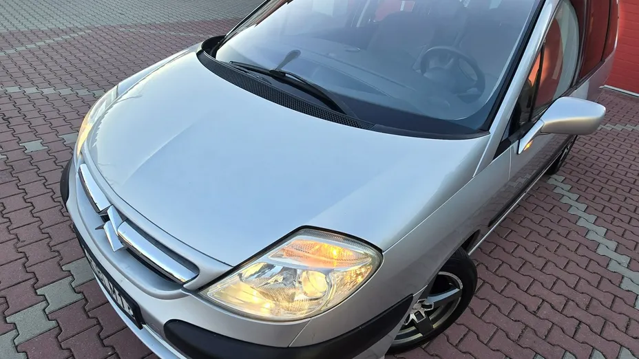 CITROEN C8 -