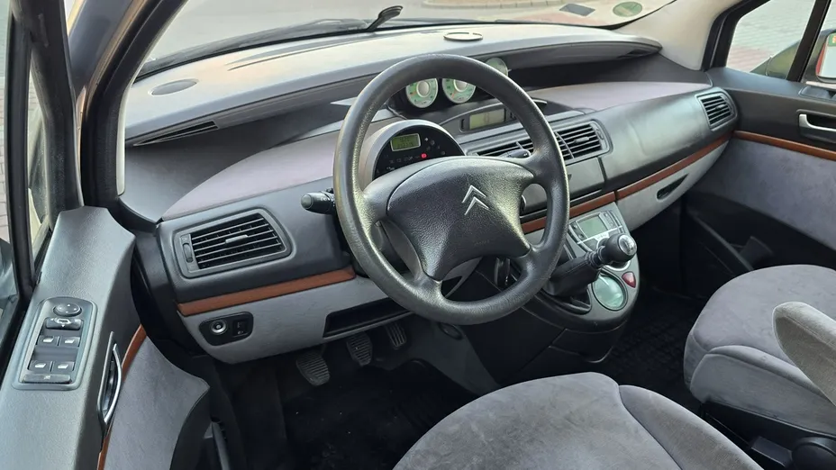 CITROEN C8 -