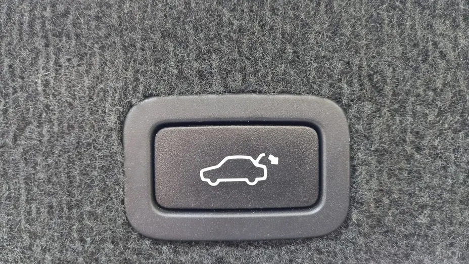 VOLVO XC60 -