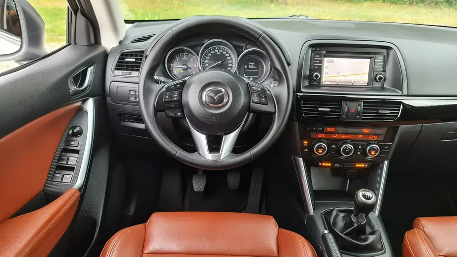 MAZDA CX-5 -