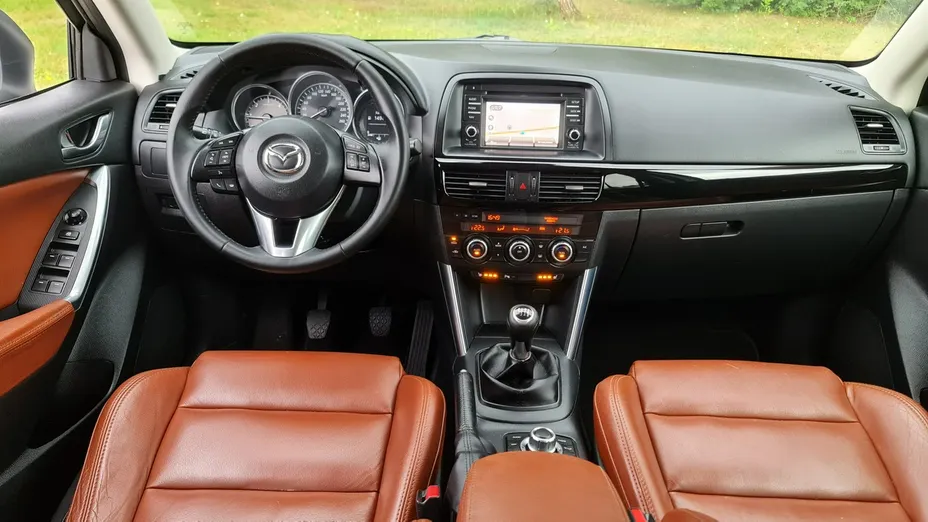 MAZDA CX-5 -