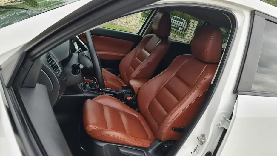 MAZDA CX-5 -