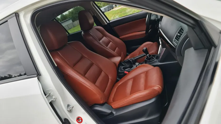 MAZDA CX-5 -