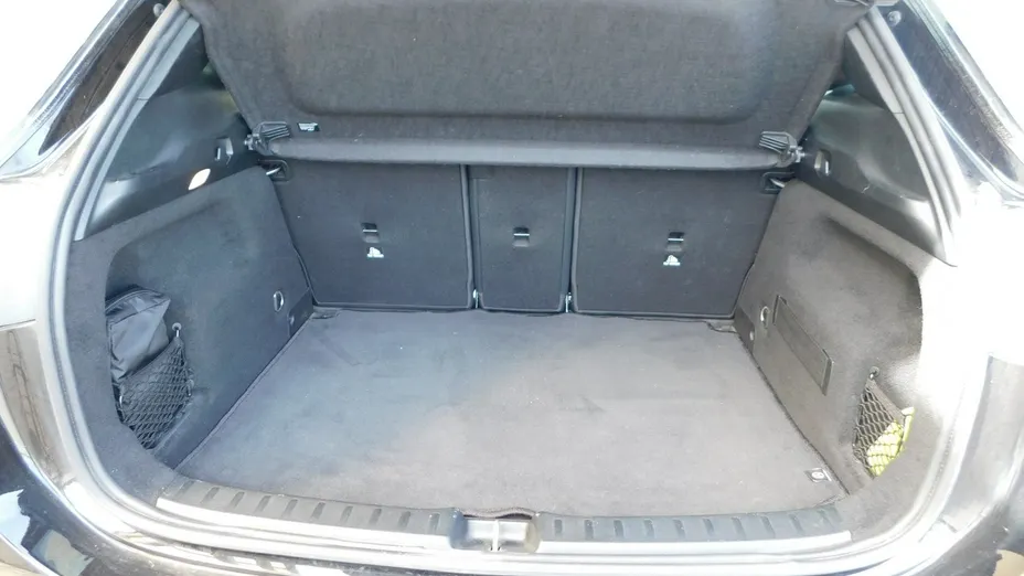 MERCEDES-BENZ GLA -
