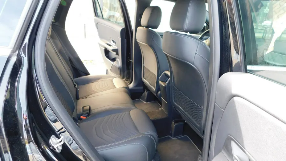 MERCEDES-BENZ GLA -