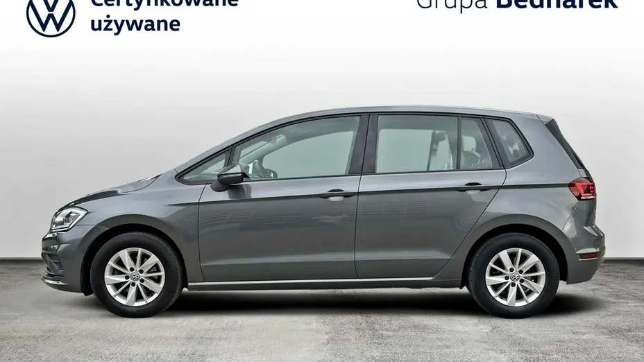 VOLKSWAGEN Golf Sportsvan -