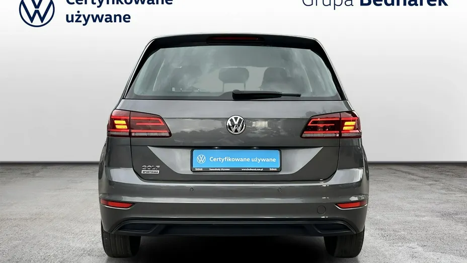 VOLKSWAGEN Golf Sportsvan -
