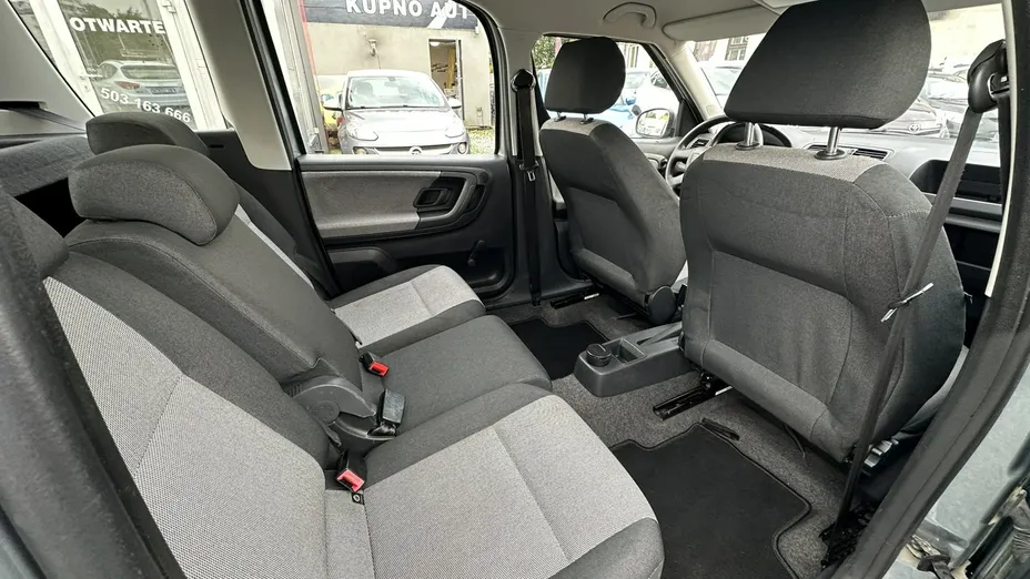 SKODA Roomster -