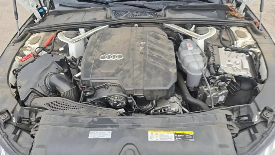 AUDI A4 -