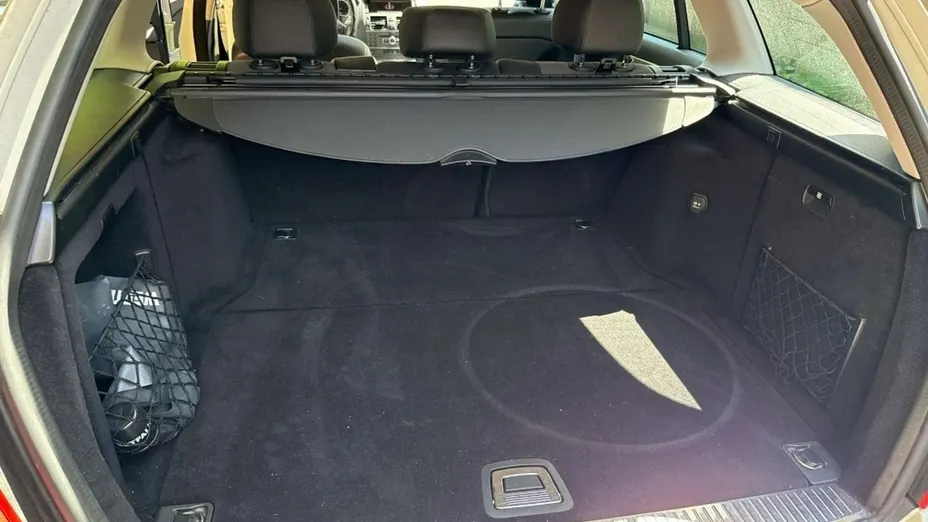 MERCEDES-BENZ C Klasa -